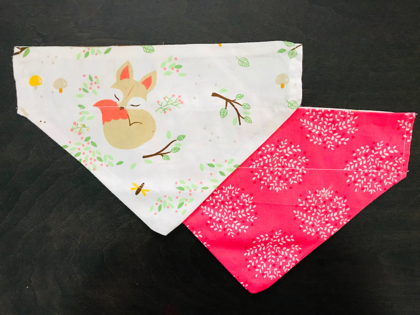 White Leaves (Pink)/Sleeping Fox