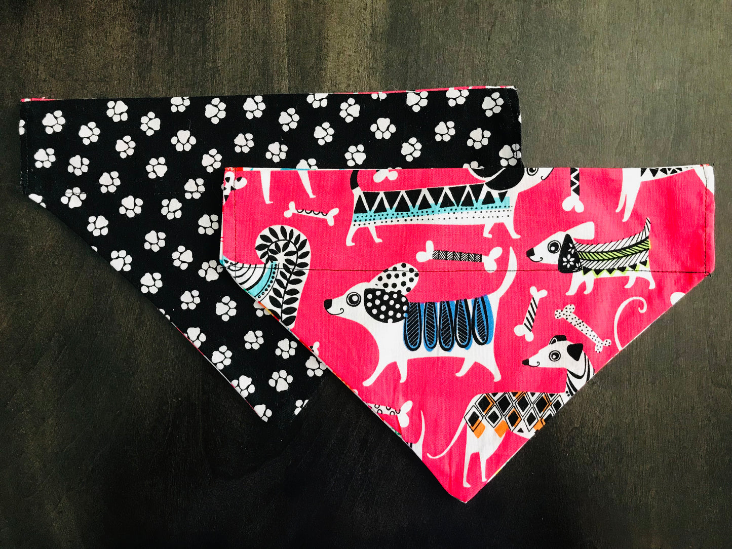 Dogs & Bones (Pink)/White Pawprimts