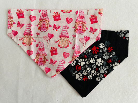 Gnomes/Pawprints in Hearts