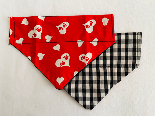 Hearts & Pawprints/Black & White Plaid