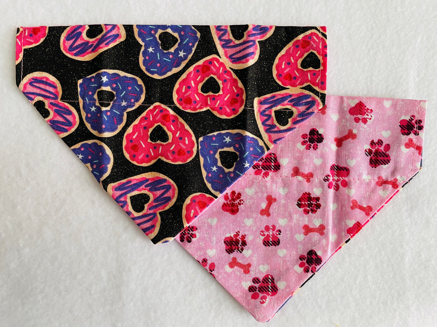 Donut Hearts/Pink Pawprints & Bones