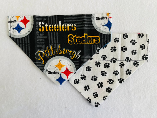 Steelers/Black Pawprints (White)