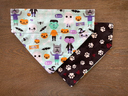 Skeleton & Friends/Pawprints & Hearts