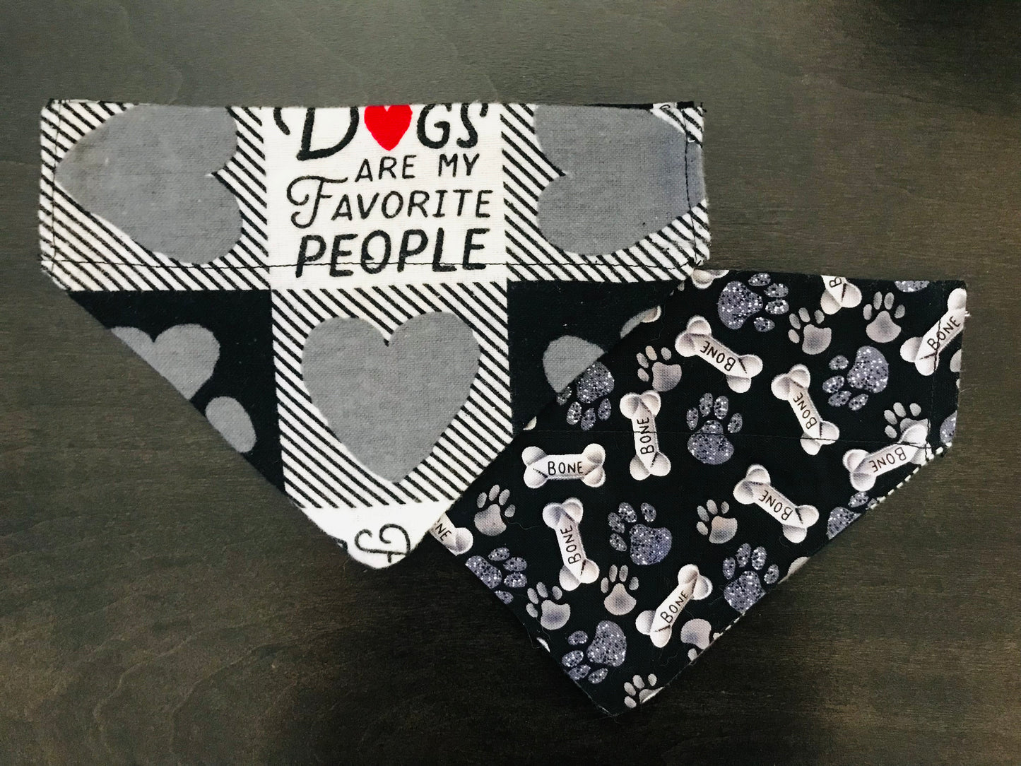 Dogs Are My Favorite People/Pawprints & Bones