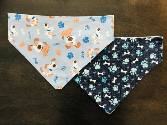 Dogs/Blue Pawprints & Bones