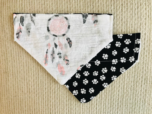 Dream Catcher/White Pawprints (Black)