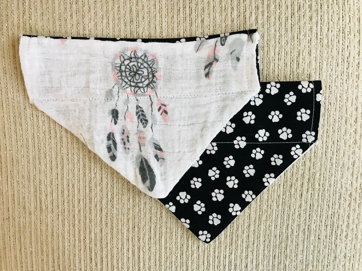 Dream Catcher/White Pawprints (Black)
