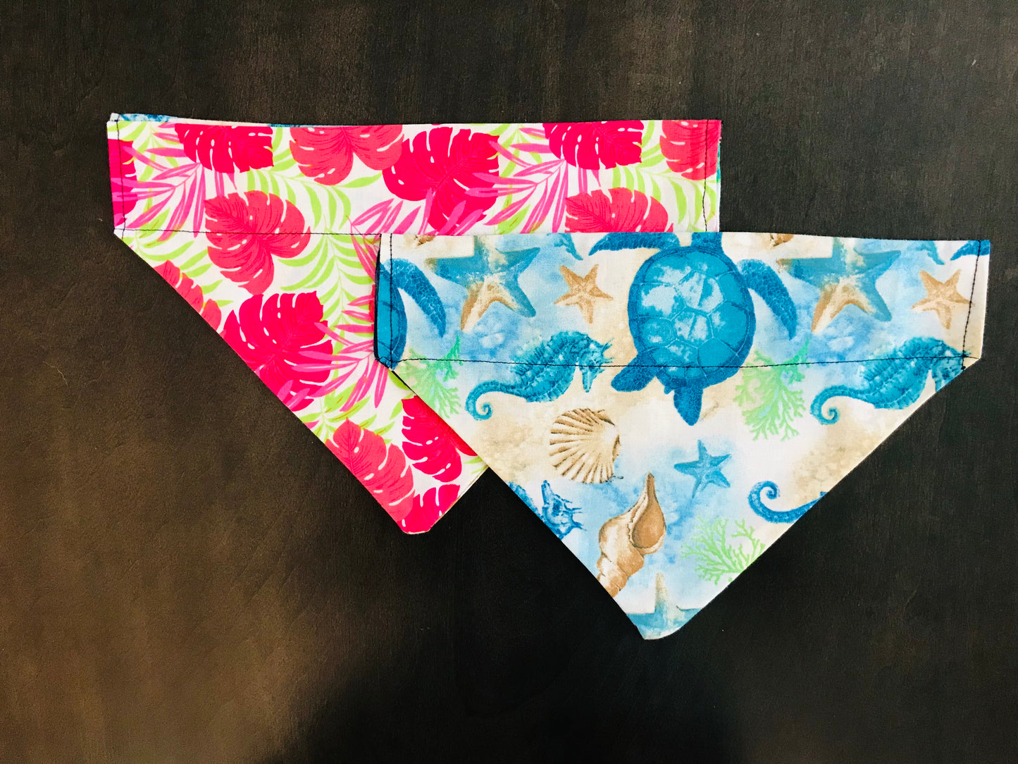 Tropical Leaves/Sea Turtles & Sea Horses
