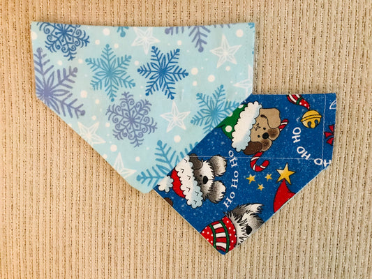 Christmas Dogs (Blue)/Blue Snowflakes