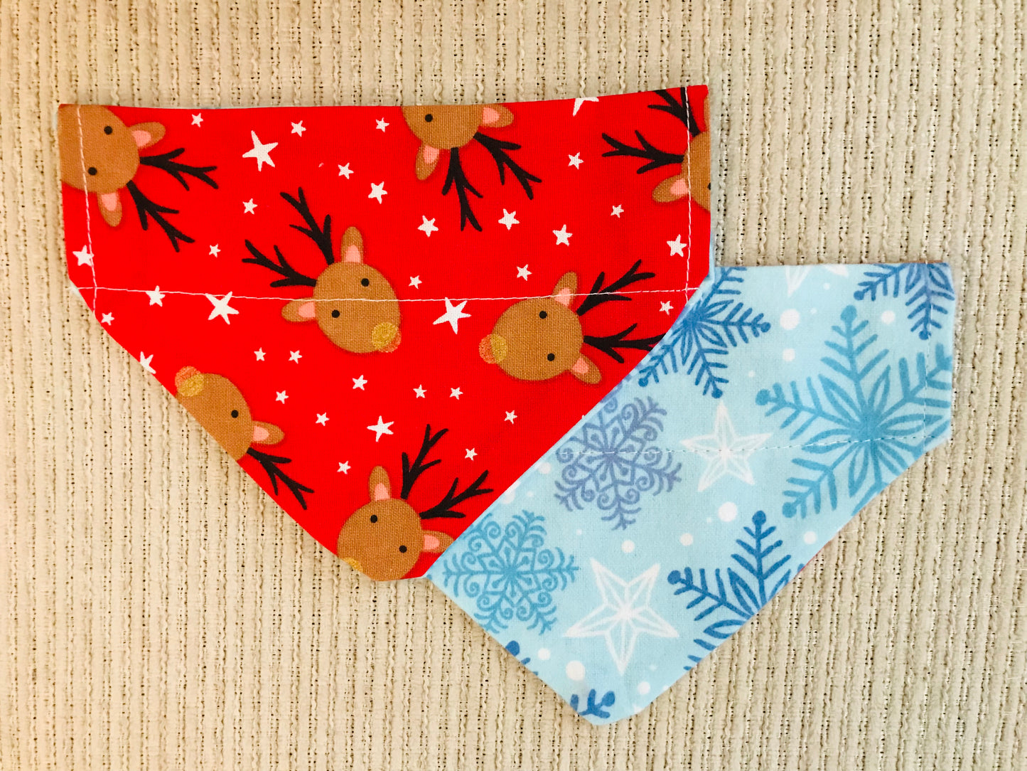 Reindeers/Blue Snowflakes